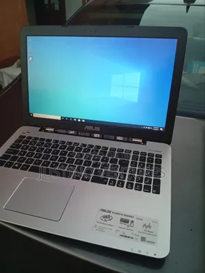 Laptop Asus K555LD 8GB Intel Core i5 SSD 128GB