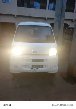 Daihatsu Hijet 2012 White
