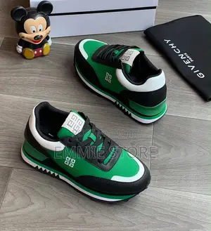 Givenchy Sneakers