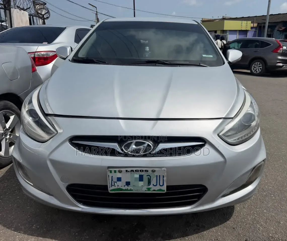 Hyundai Accent 2014 Silver