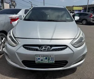 Hyundai Accent 2014 Silver