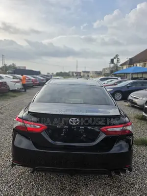 Toyota Camry 2018 Black