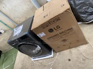 LG F4V3RYP6JE 10.5KG Front-Load Washing Machine