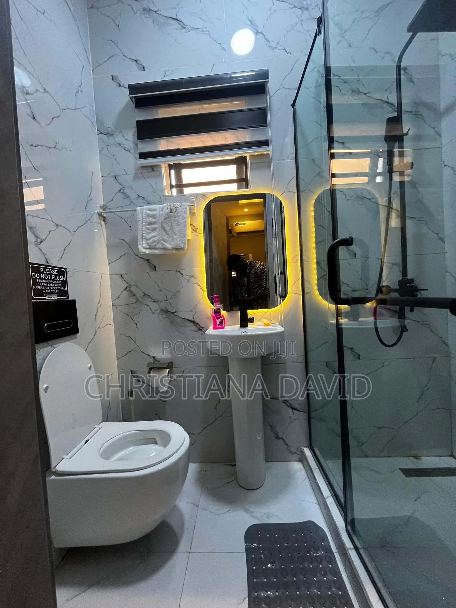 Brand New 1 Bedroom Apartment With Elevator Access