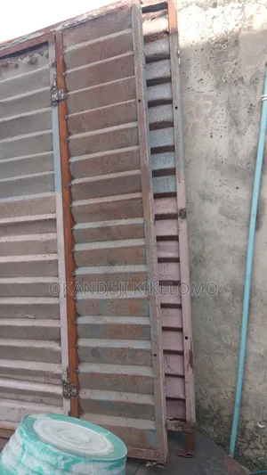 Kiosk Containers