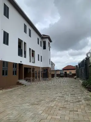 3bdrm Block of Flats in Main Guzape for rent