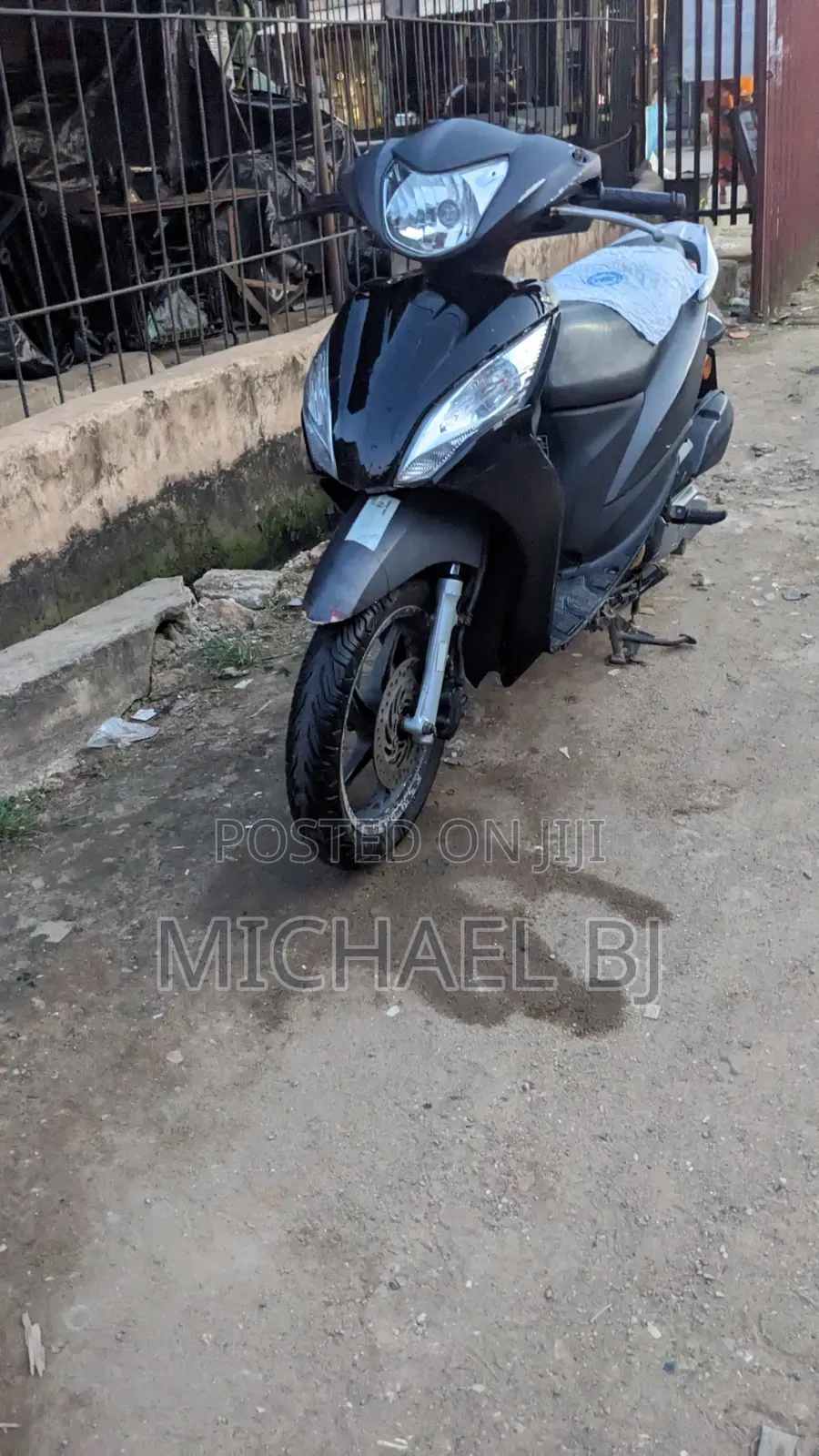 Honda 2021 Black
