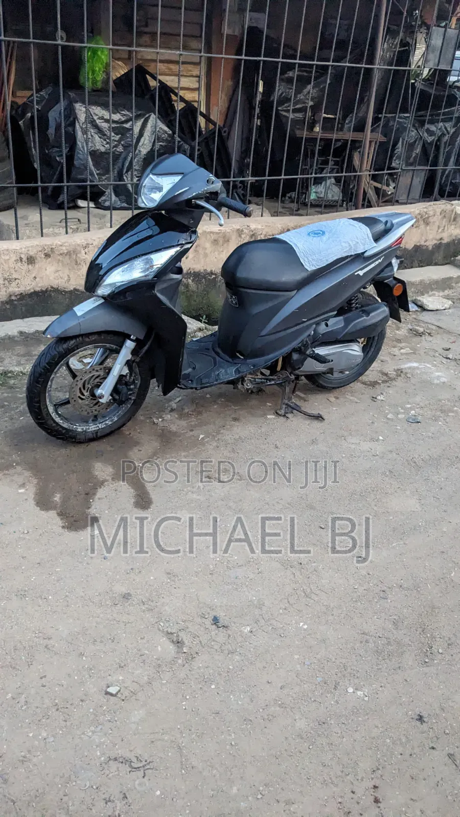 Honda 2021 Black