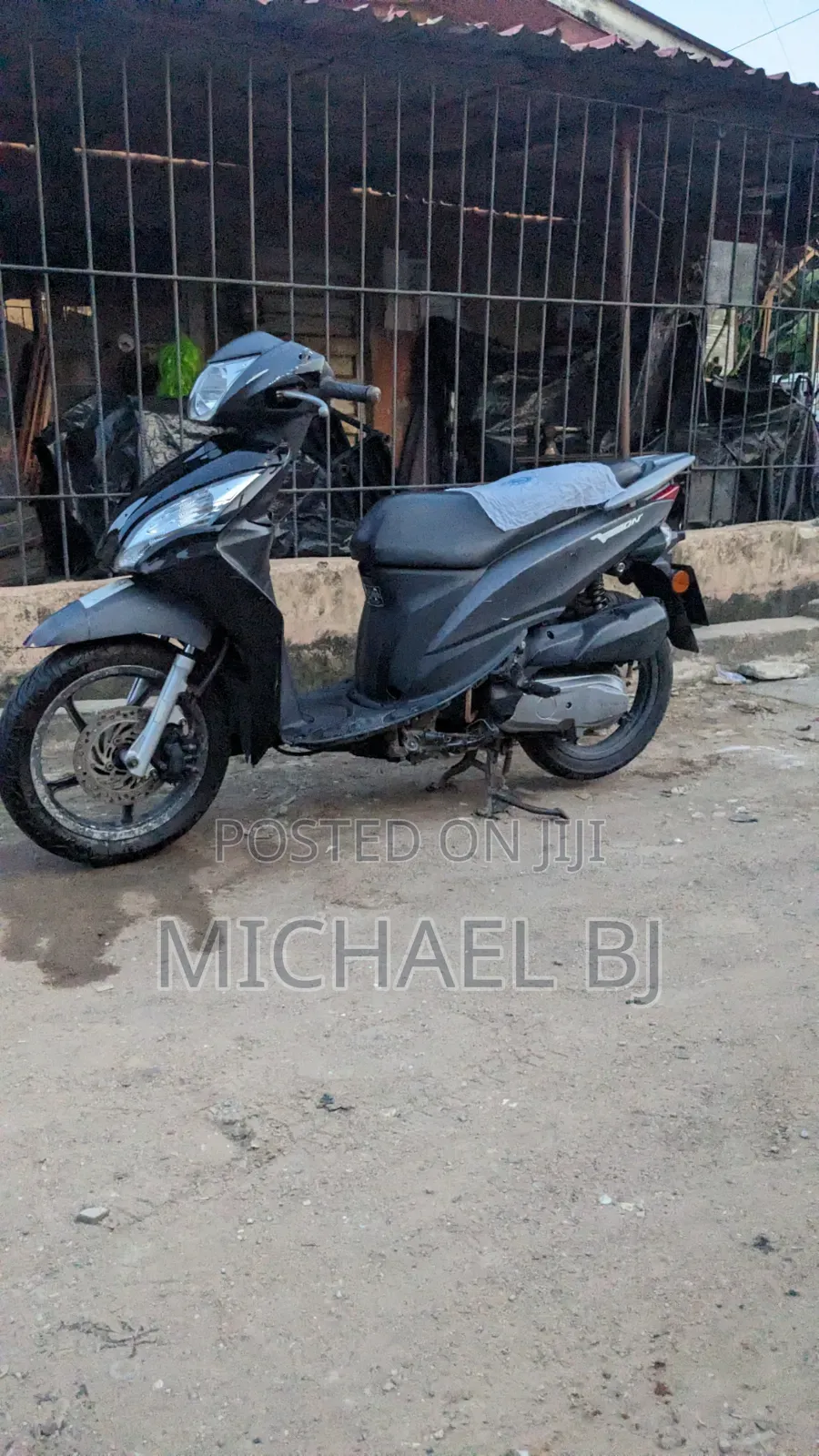 Honda 2021 Black