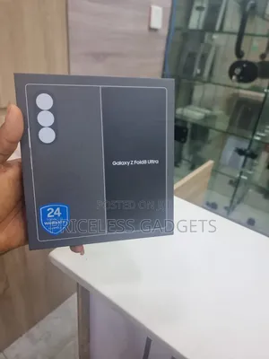 New Samsung Galaxy Z Fold8 Ultra 512 GB Graphite