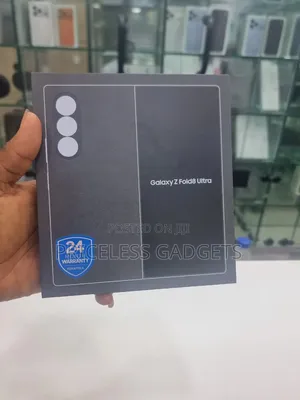 New Samsung Galaxy Z Fold8 Ultra 256 GB Black