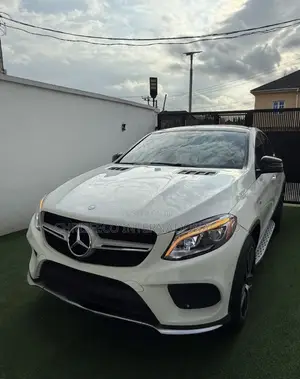 Mercedes-Benz GLE-Class 2017 White