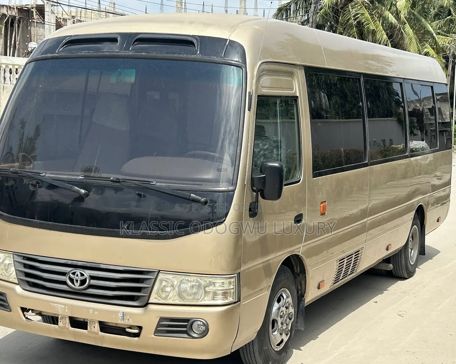 Toyota Voxy 2017 Brown