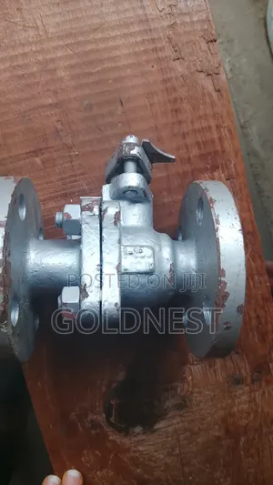Industrial Flanged Ball Valve (Two-Piece, Cast Steel)
