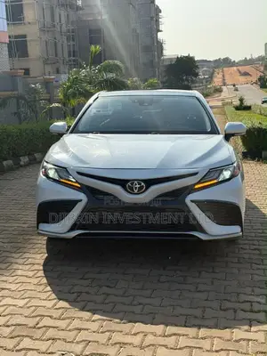 Toyota Camry XSE 2021 White