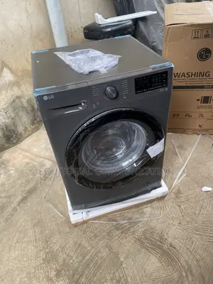 LG F4V3RYP6JE 10.5KG Front-Load Clothes Cleaner