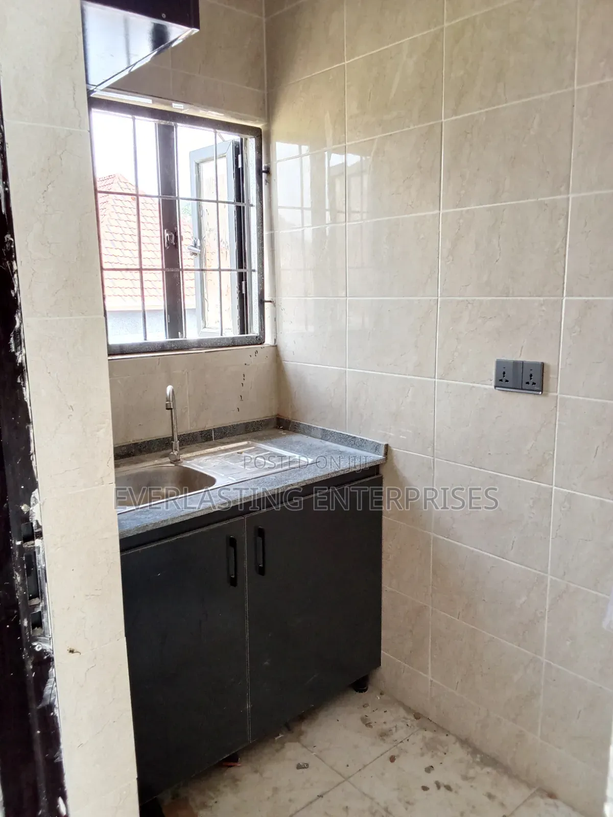New Spacious Self-Con in Ushafa