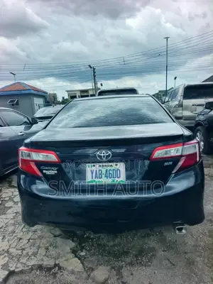Toyota Camry SE 4dr Sedan (2.5L 4cyl 6A) 2013 Black