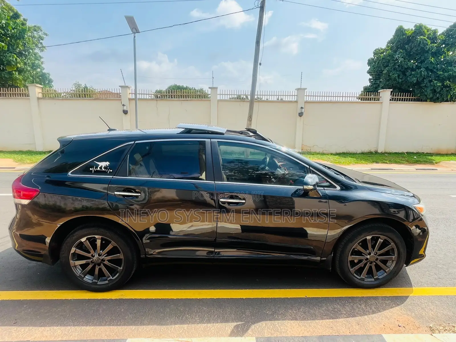 Toyota Venza XLE 2010 Black