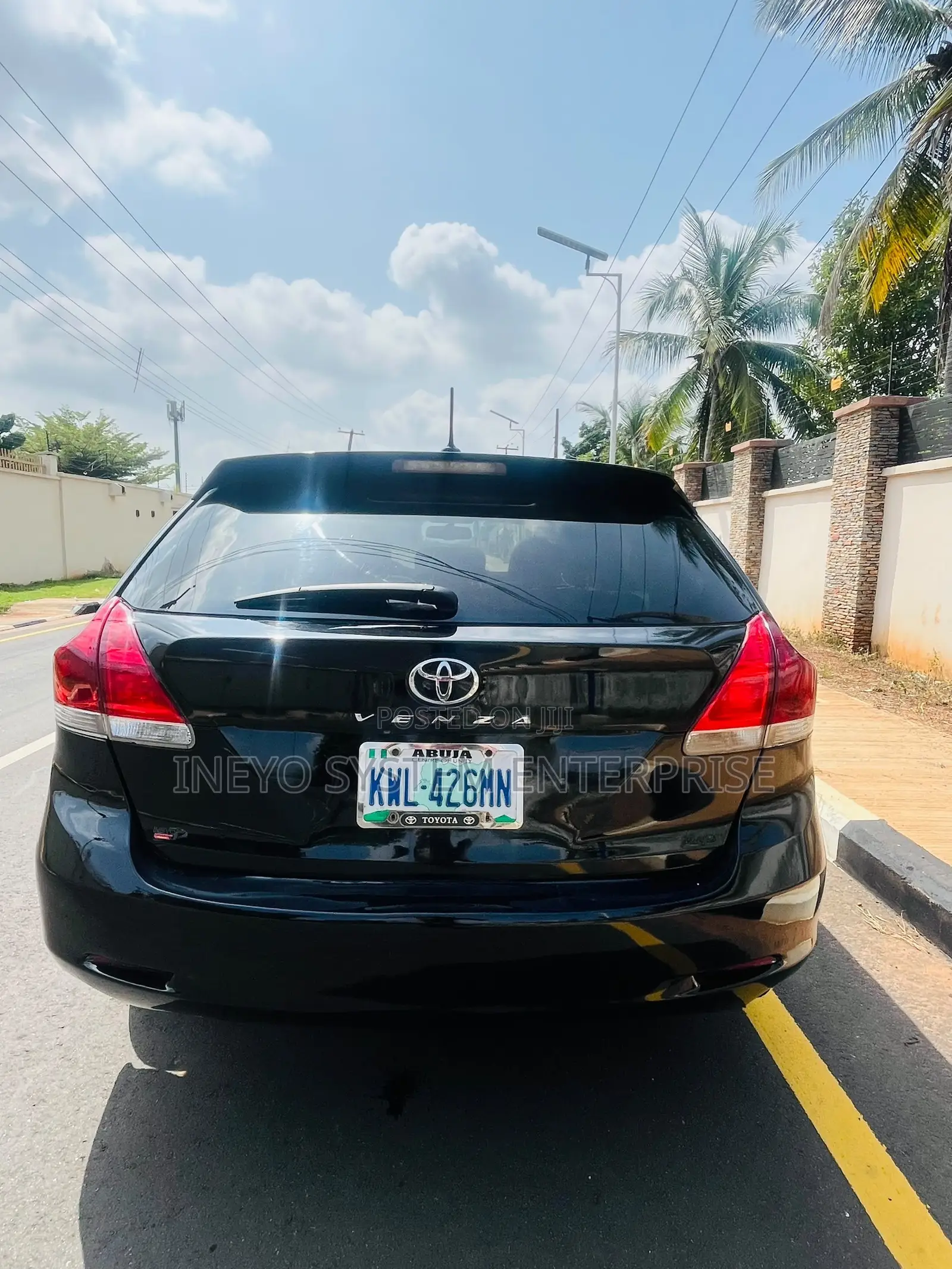 Toyota Venza XLE 2010 Black