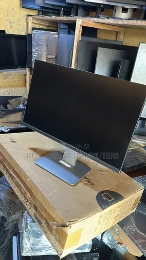 24inch Dell Ips Freamless Monitor With Hdmi, Display Port, and Type C