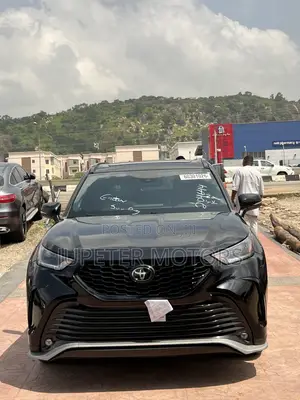 Toyota Highlander XSE 2022 Black