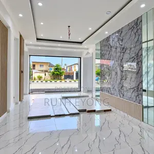 Luxury Shop