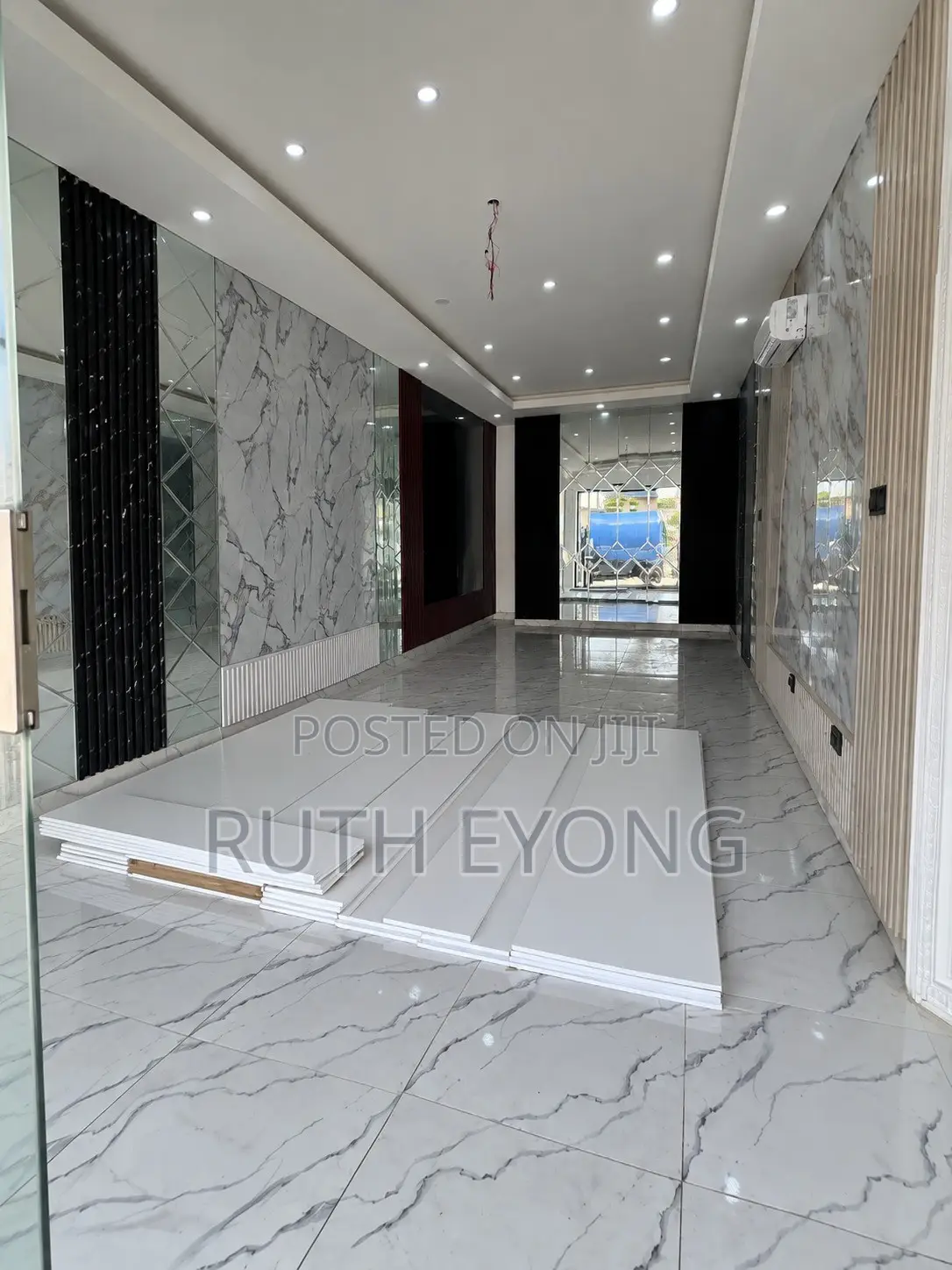 Luxury Shop