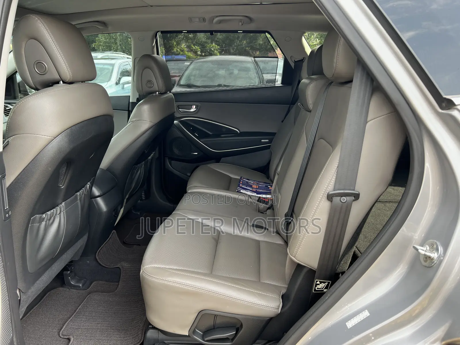Hyundai Santa Fe 2016 Silver