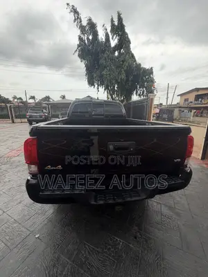 Toyota Tacoma Limited 2021 Black