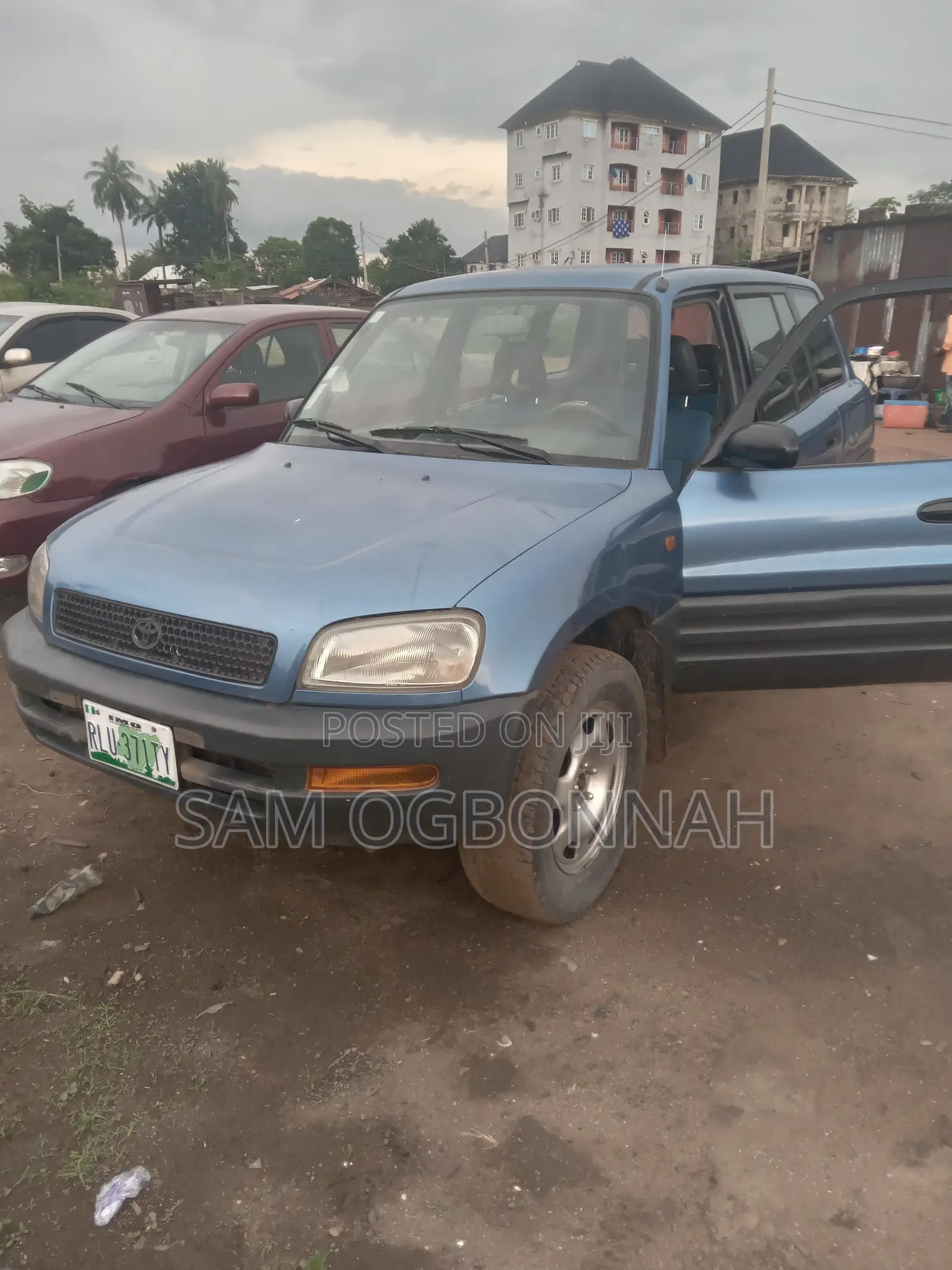 Toyota RAV4 Cabriolet 1998 Blue