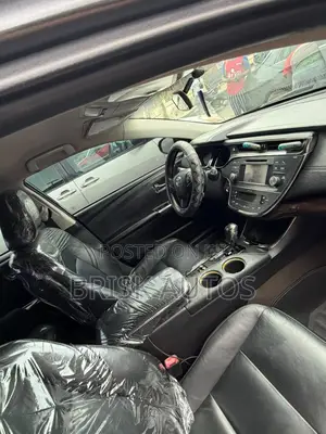 Toyota Avalon XLE 4dr Sedan (3.5L 6cyl 6A) 2014 Gray