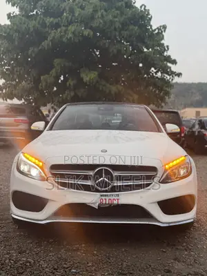 Mercedes-Benz C400 4Matic AWD Sedan (3.0L V6 7A) 2015 White