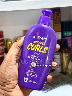 Aussie Miracle Curl Leave in Detangling Milk
