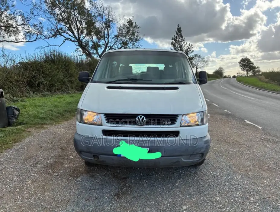 Volkswagen Transporter 2008 White
