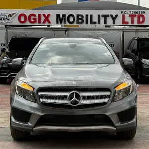 Mercedes-Benz GLA 250 2016 Gray