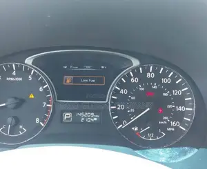 Nissan Pathfinder SV 4x4 2013 Gray