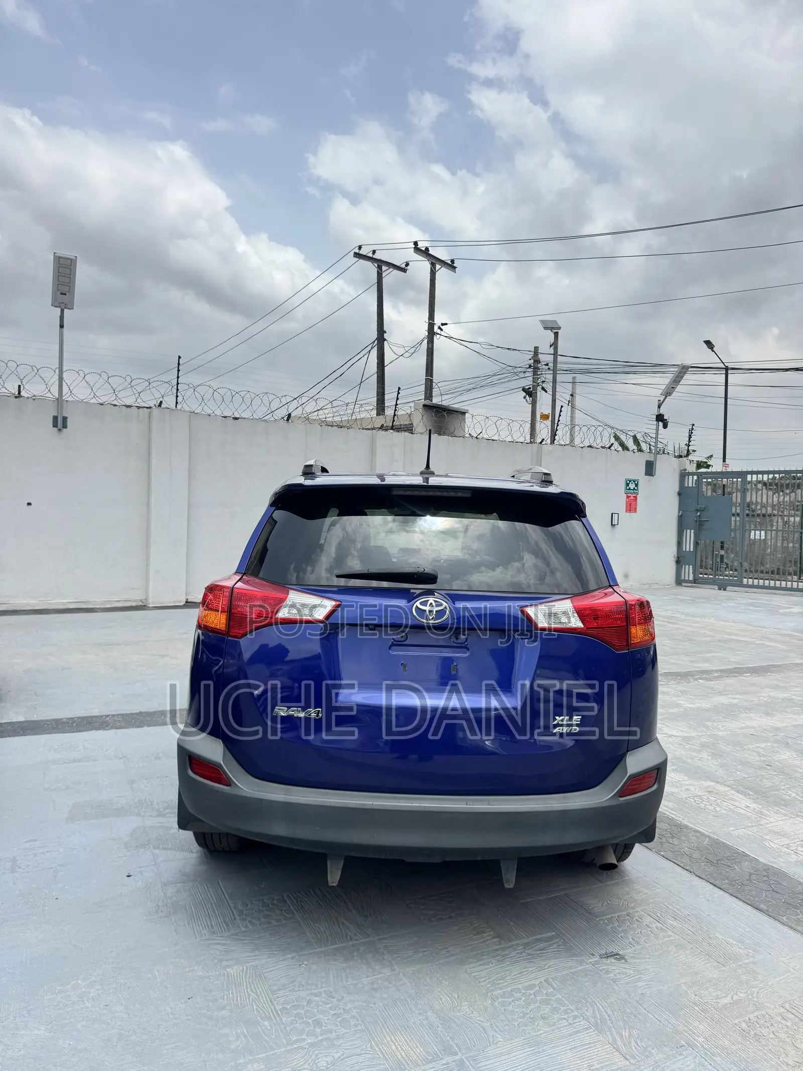 Toyota RAV4 2015 Blue
