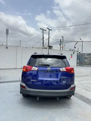 Toyota RAV4 2015 Blue