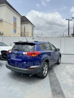 Toyota RAV4 2015 Blue