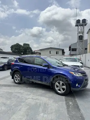 Toyota RAV4 2015 Blue