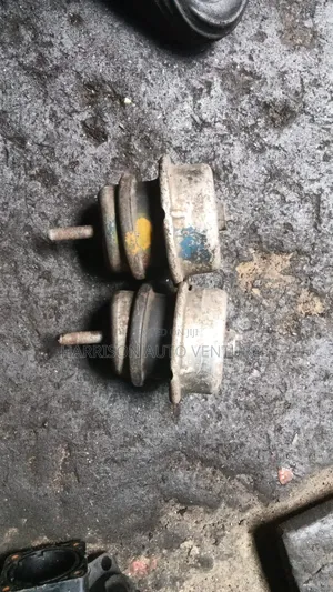 Lexus LS460 Engine Seat