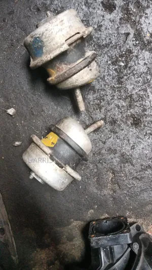 Lexus LS460 Engine Seat