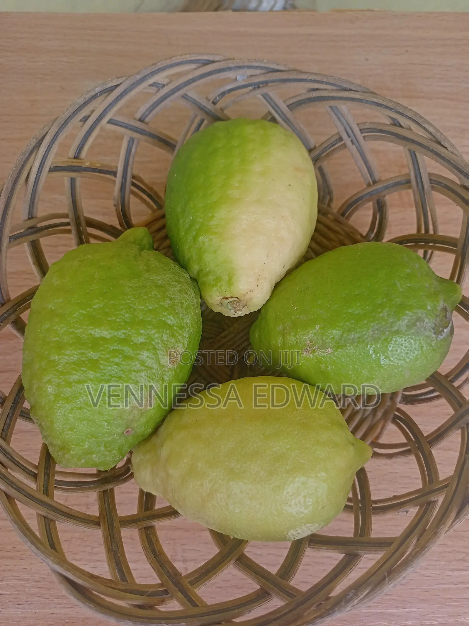 Farm Fresh Yellow Lemon