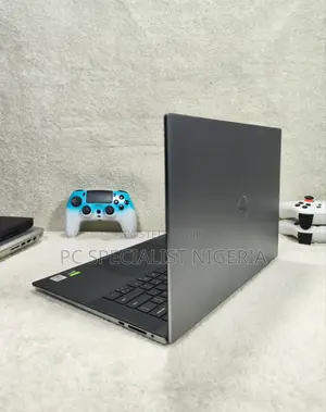 Laptop Dell Precision 5550 16GB Intel Core i5 SSD 512GB