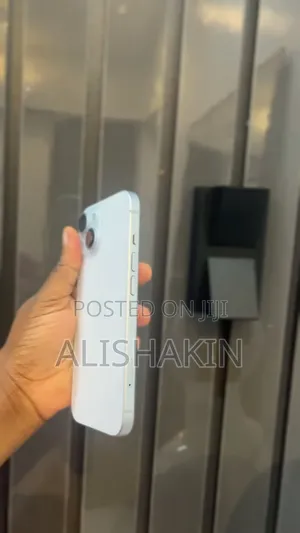 Apple iPhone 15 128 GB White