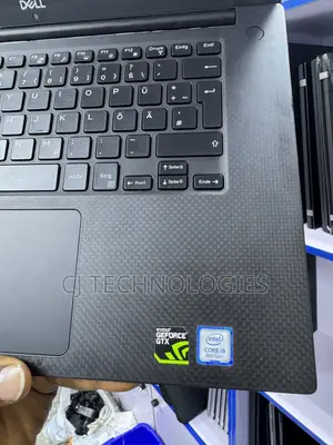 Laptop Dell Precision 5530 32GB Intel Core i9 SSD 512GB