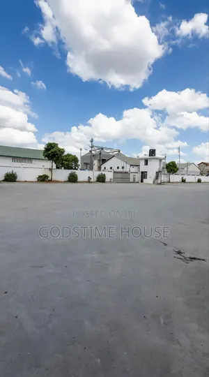 2500sqm Warehouse for Rent at Apata Express Close to Airport Road