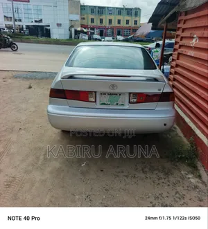 Toyota Camry 2001 Silver