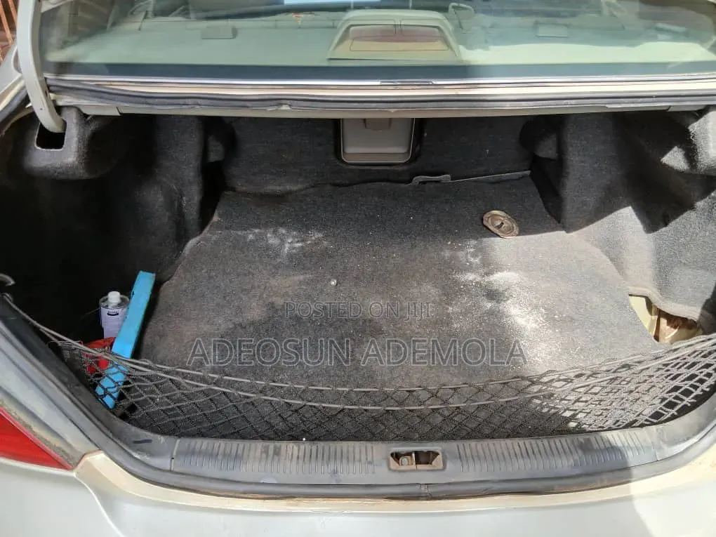 Toyota Avalon 2002 Silver